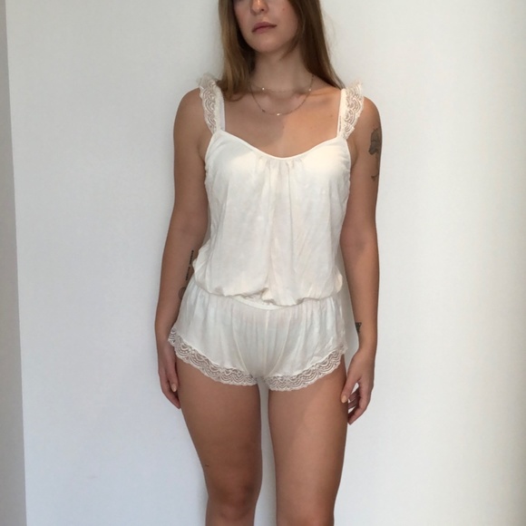 Brand new Eberjey soft ivory romper - Picture 1 of 4